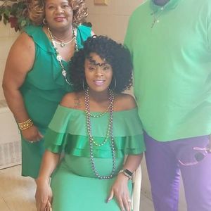 Meet your Posher, Carla